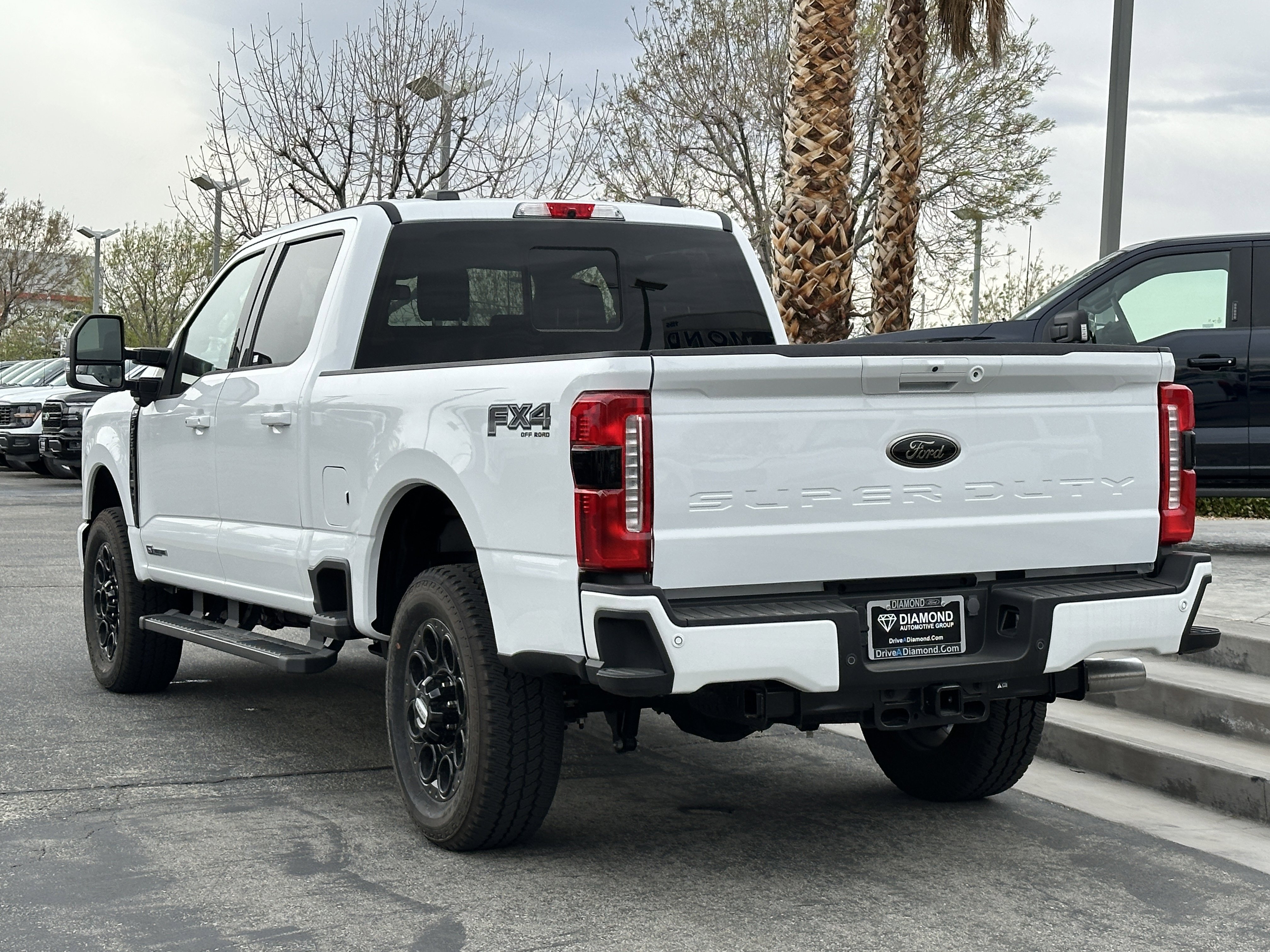 Used 2024 Ford F250 XLT w/ Black Appearance Package image 4