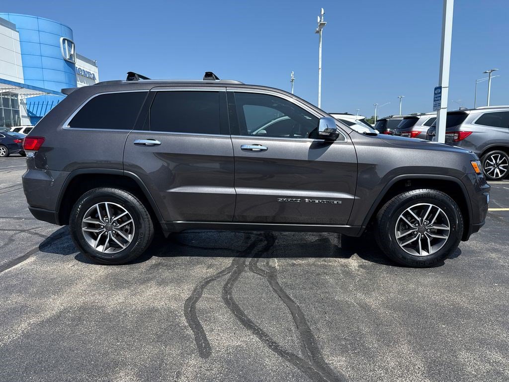 Used 2021 Jeep Grand Cherokee Limited w/ Trailer Tow Group IV AWD/4WD image 4