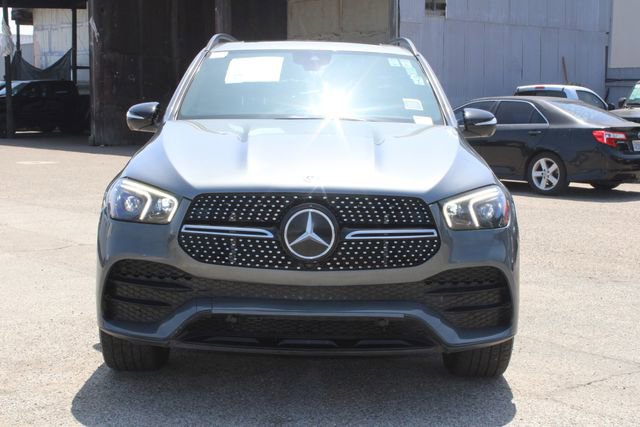 Used 2023 Mercedes-Benz GLE 450 4MATIC w/ AMG Line Exterior image 2