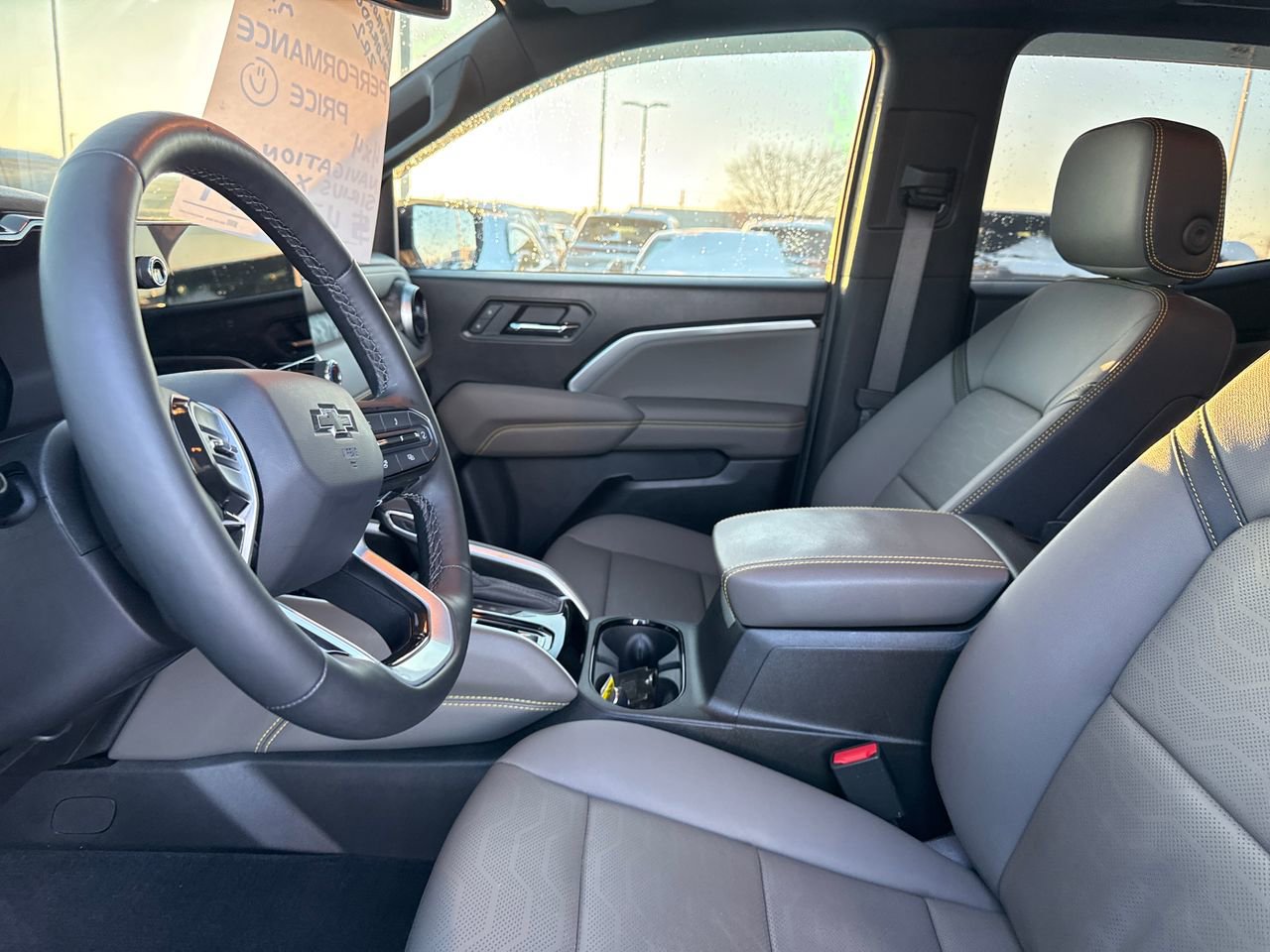 Used 2025 Chevrolet Colorado ZR2 w/ Technology Package image 11