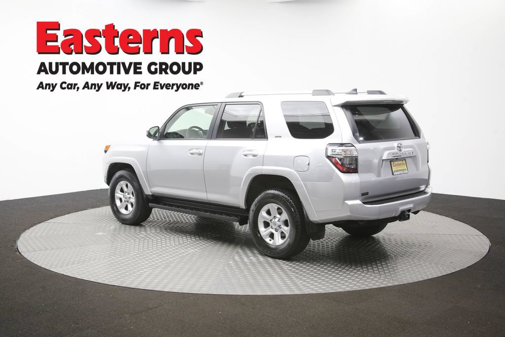 Used 2024 Toyota 4Runner SR5 AWD/4WD image 58
