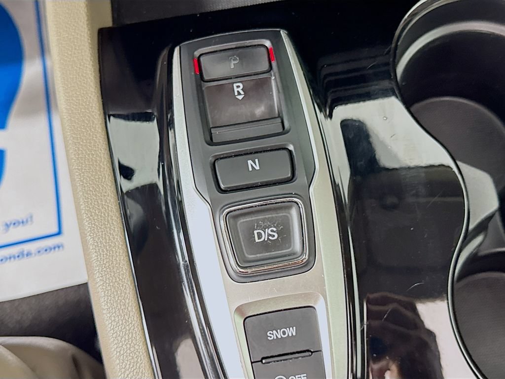 Used 2016 Honda Pilot Touring image 20
