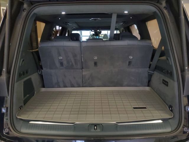 Used 2022 Jeep Grand Wagoneer Series III image 9