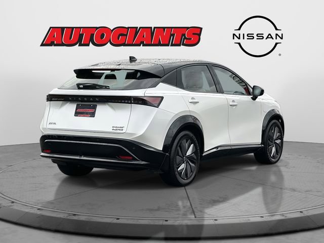 Used 2024 Nissan Ariya AWD image 2