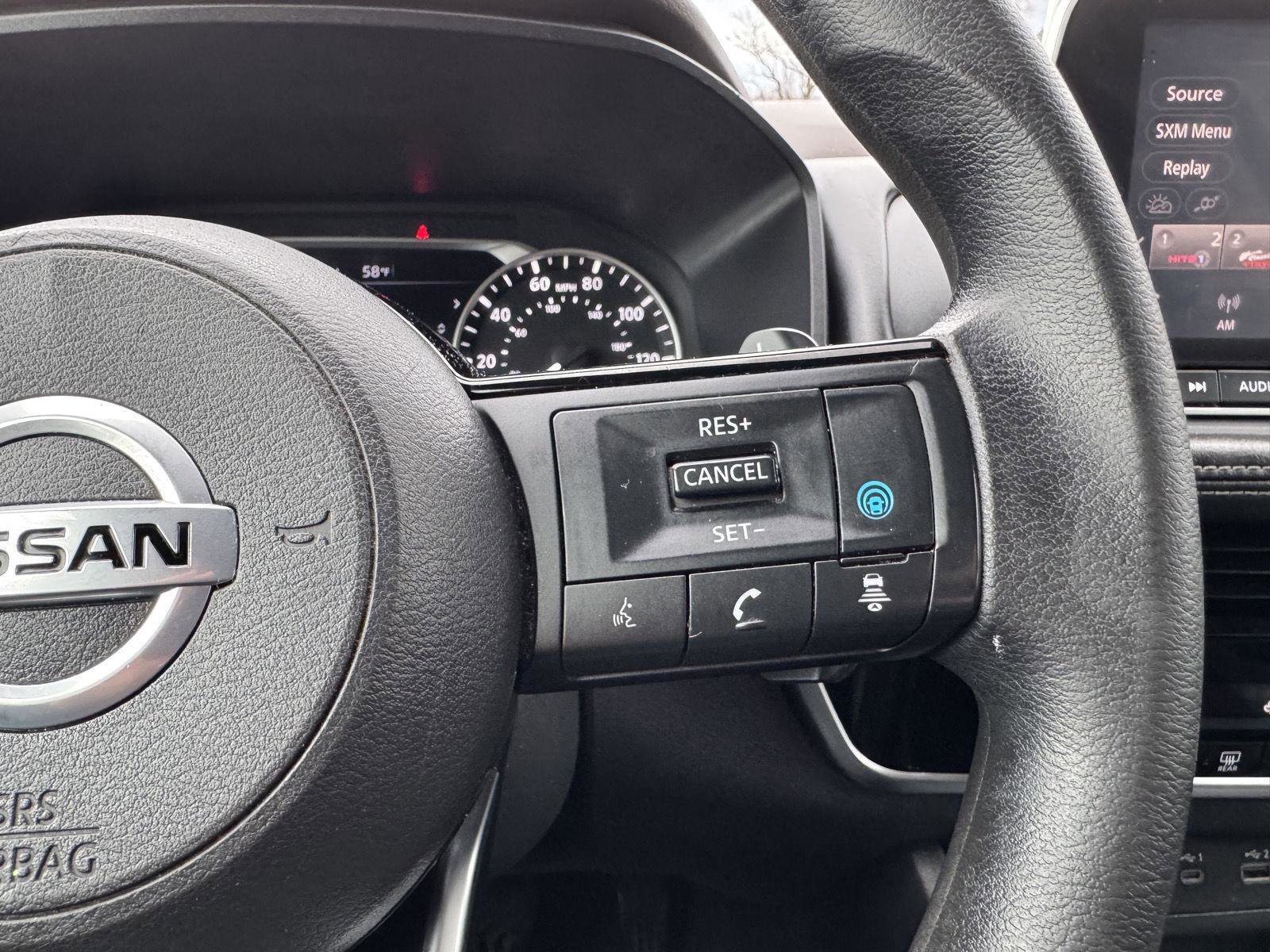 Used 2021 Nissan Rogue SV AWD/4WD image 21