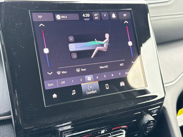 New 2026 Jeep Grand Cherokee Laredo image 14