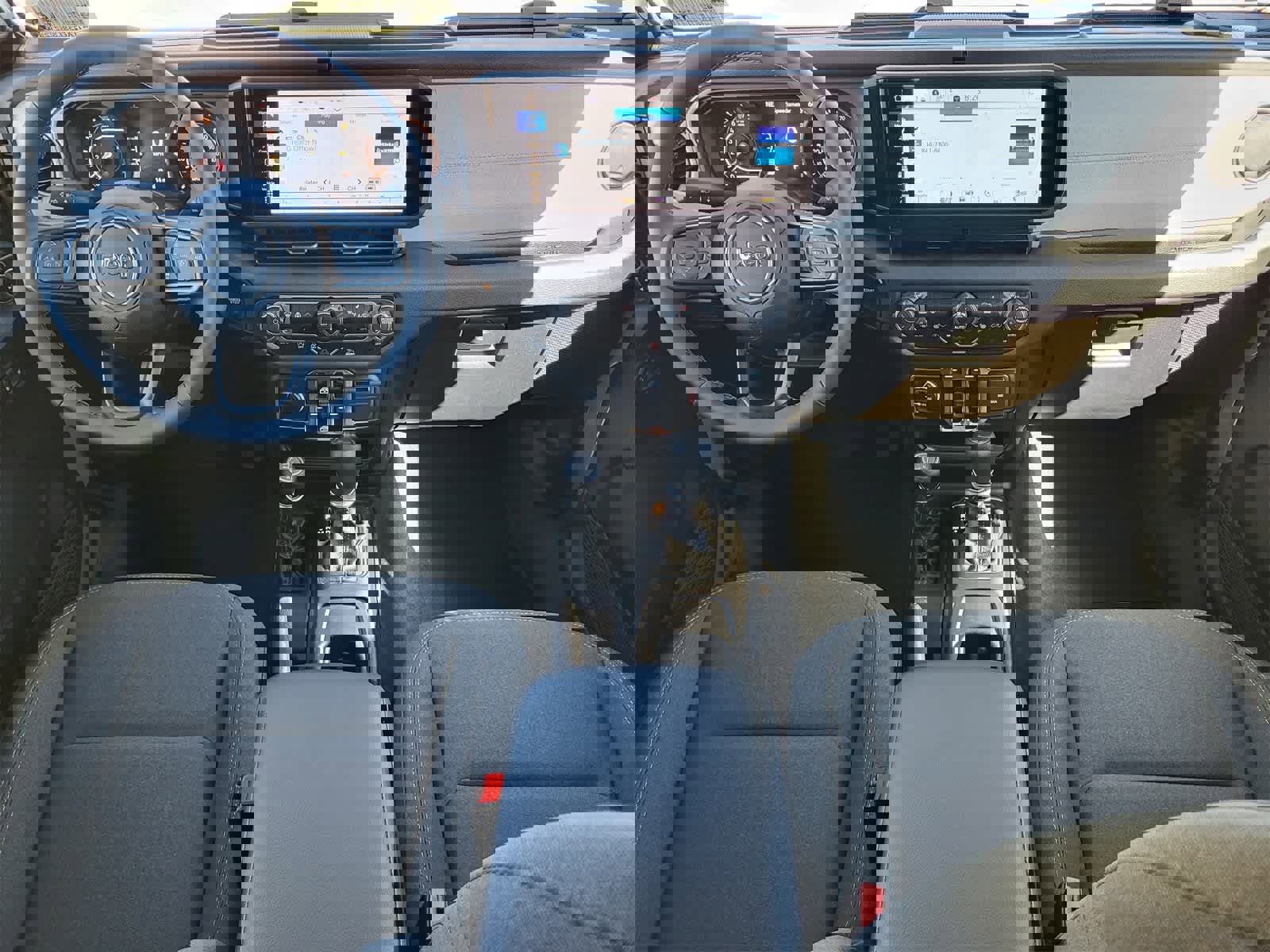 New 2025 Jeep Gladiator Sport image 17