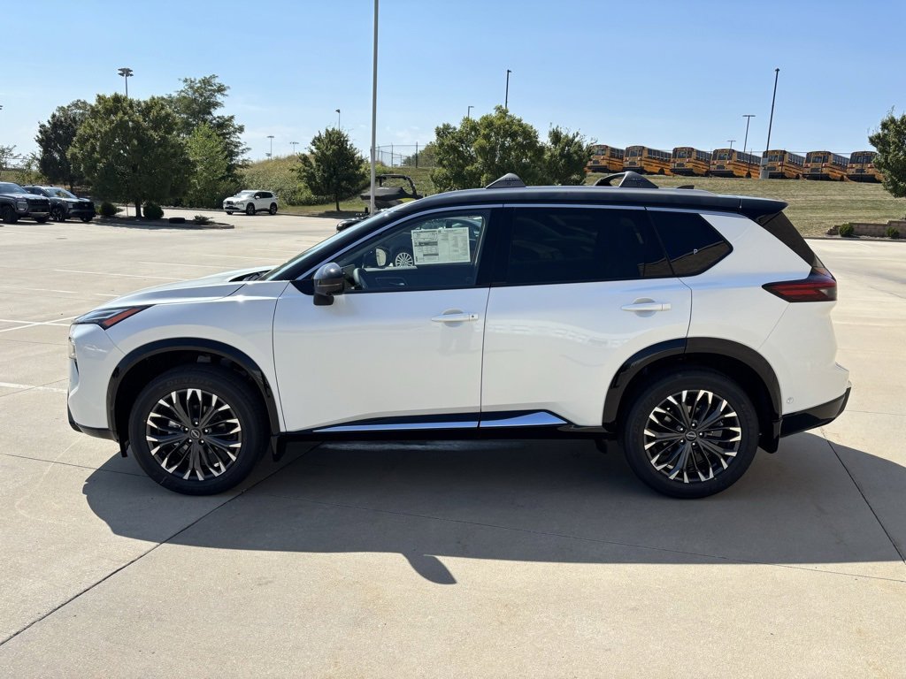 New 2026 Nissan Rogue Platinum w/ Platinum Premium Package image 3