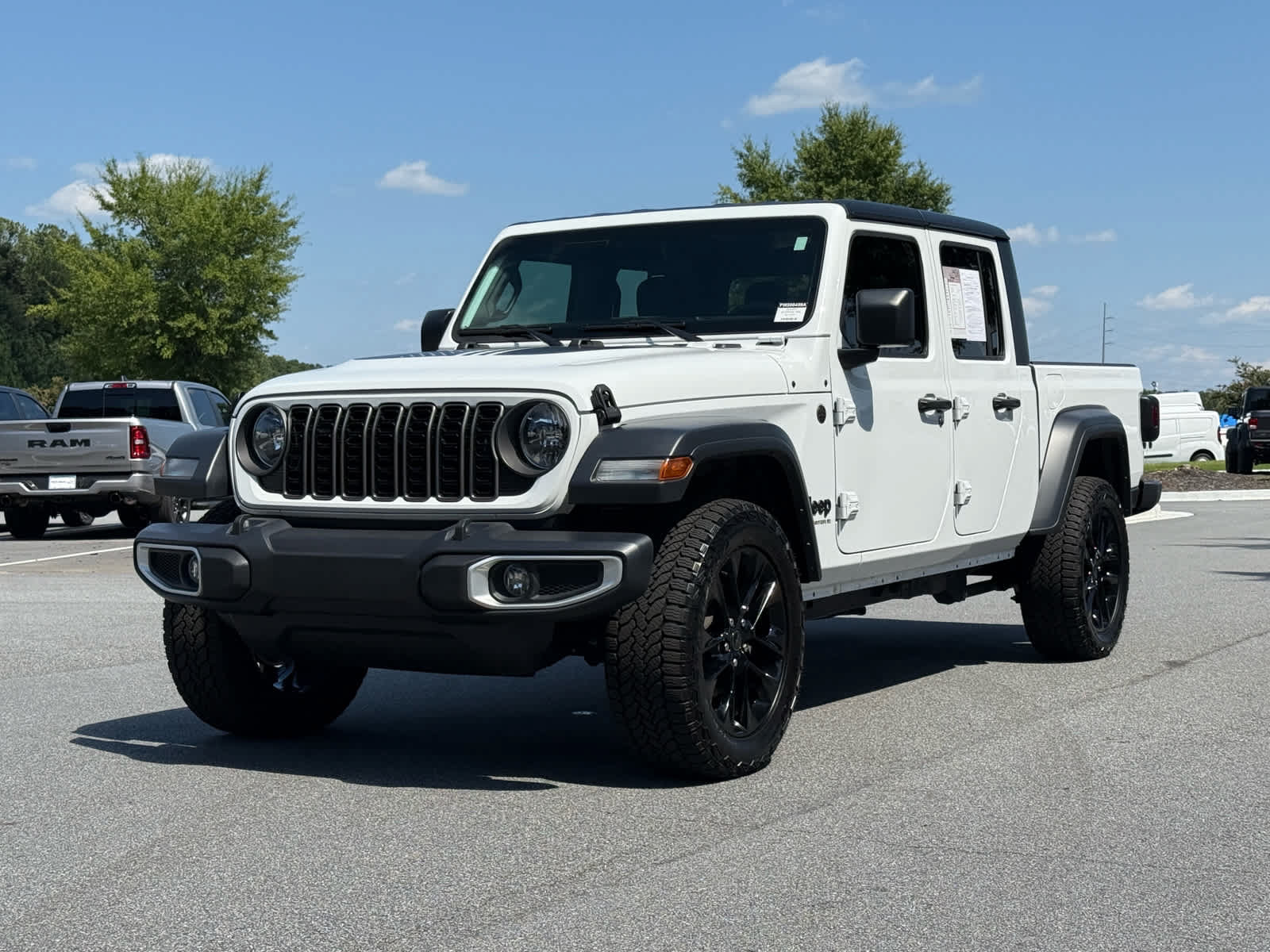 Used 2024 Jeep Gladiator Sport