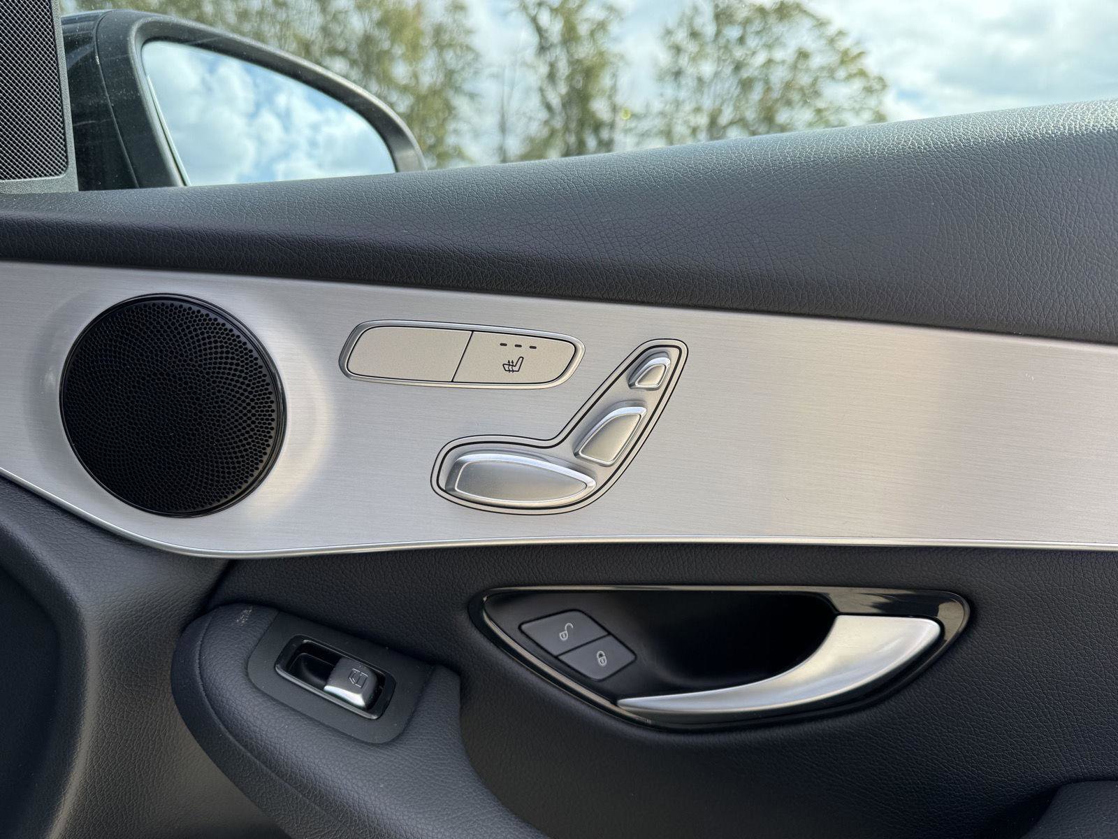 Certified 2020 Mercedes-Benz GLC 300 GLC 300 image 30