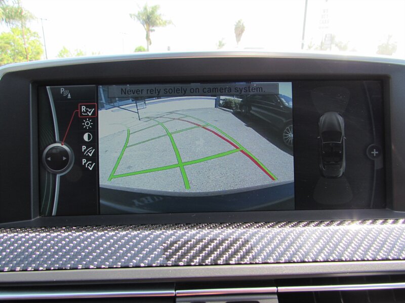 Used 2012 BMW M6 Convertible RWD image 22