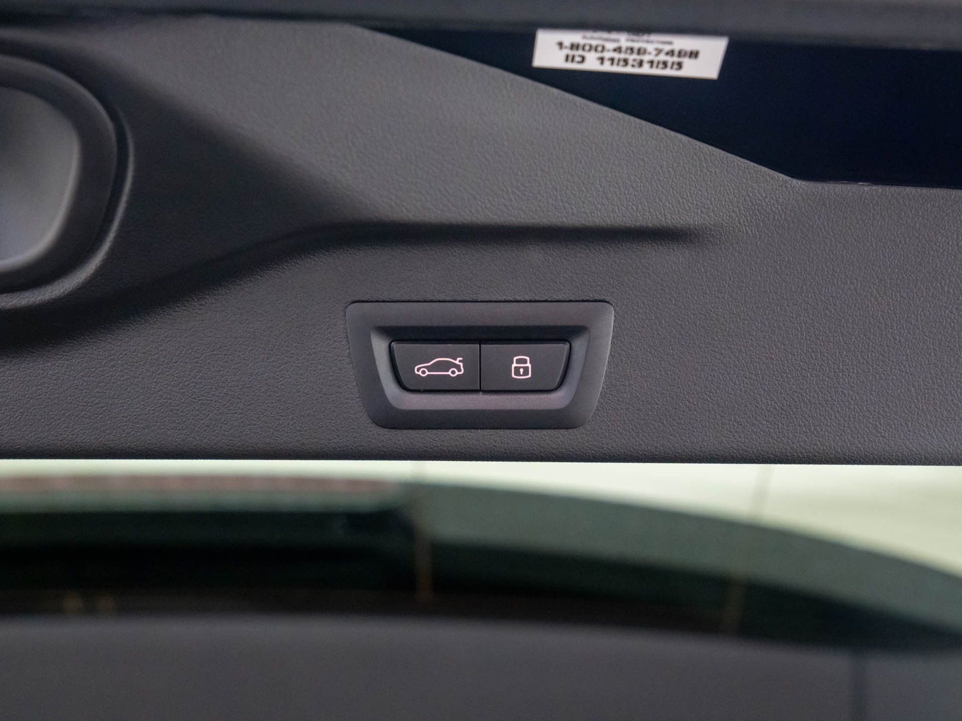 Certified 2025 BMW X5 M60i w/ Climate Comfort Package image 32