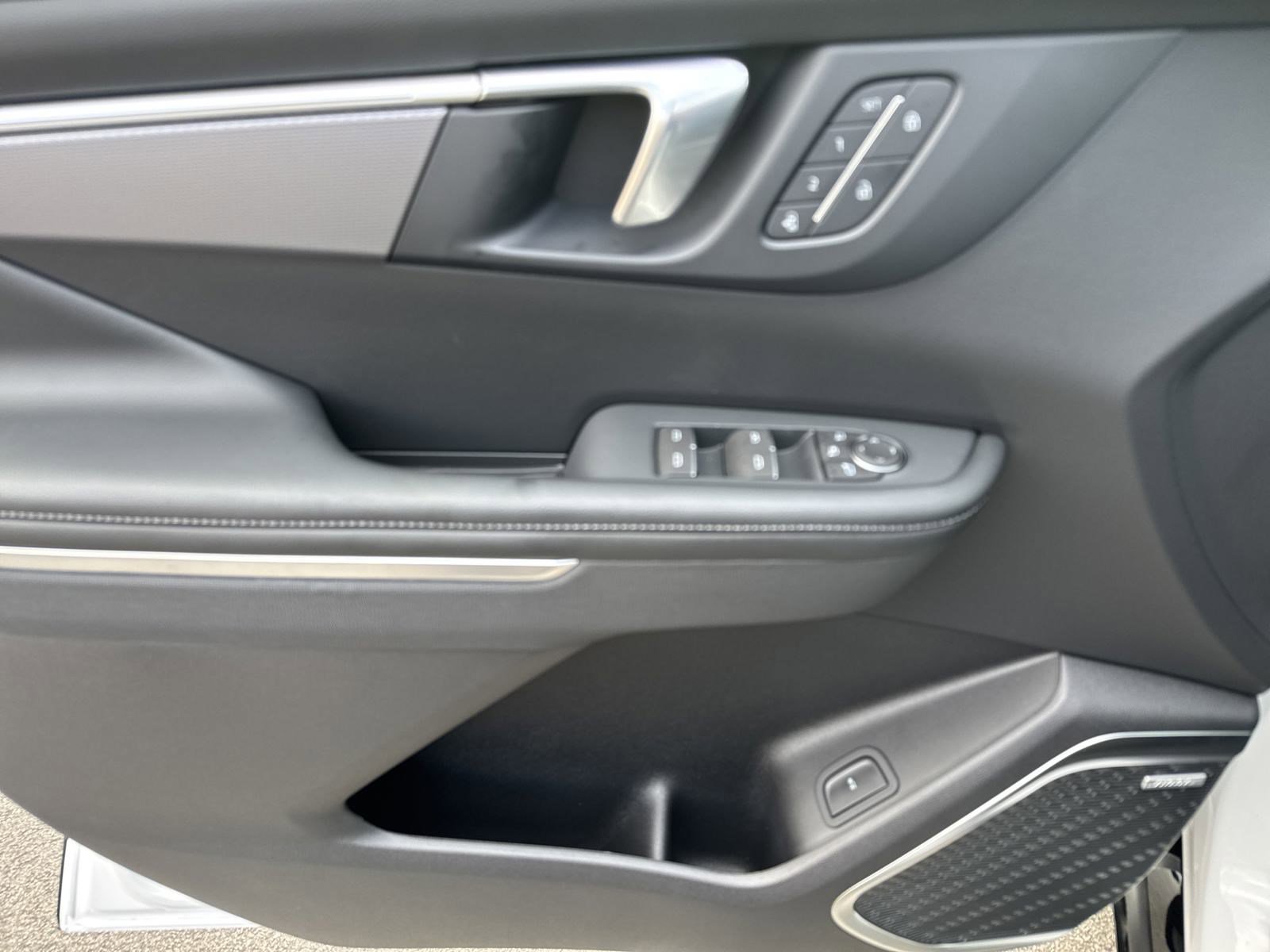 New 2025 Buick Enclave Sport Touring w/ Power Package image 14