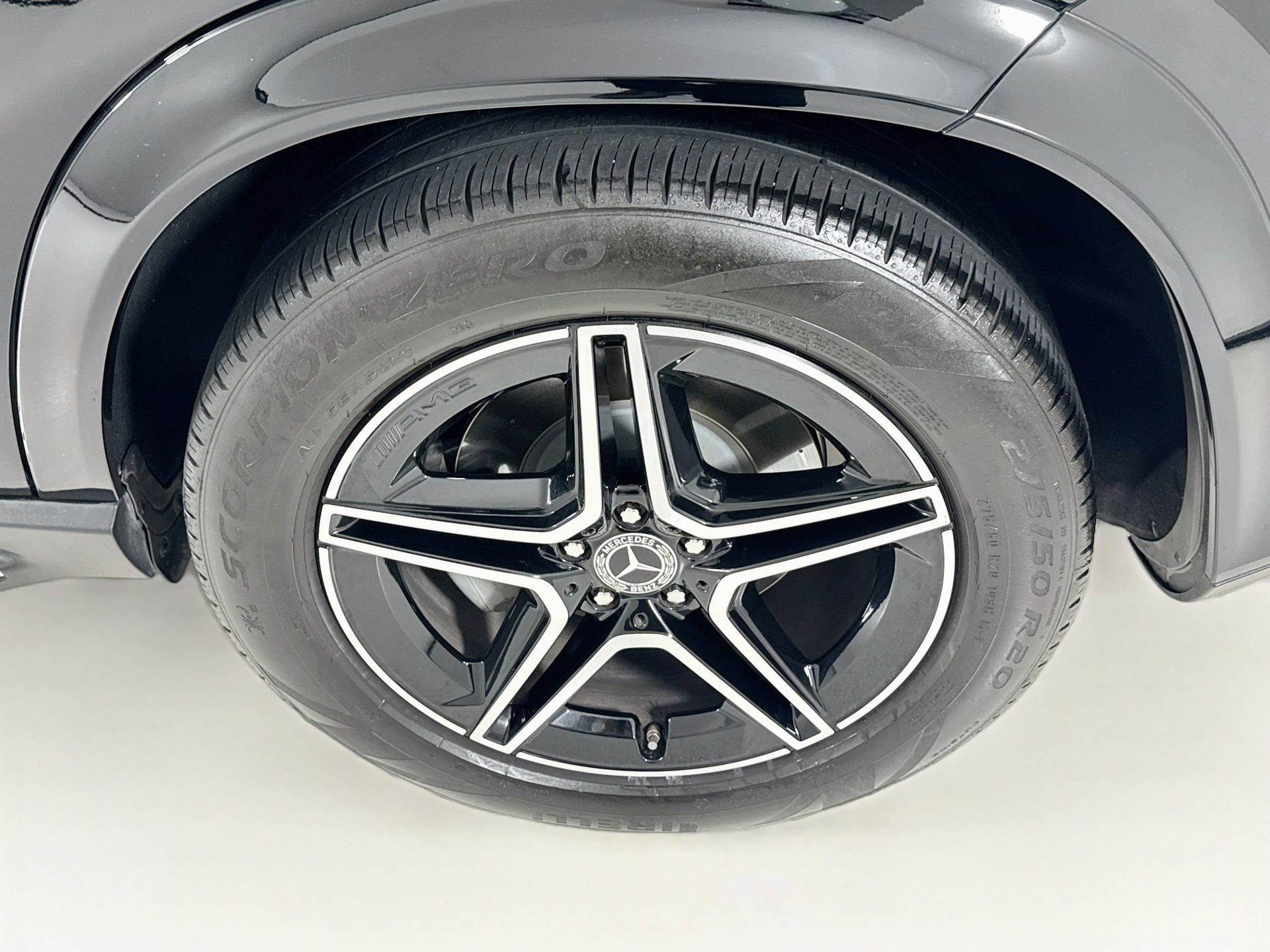 Used 2024 Mercedes-Benz GLE 350 4MATIC image 34