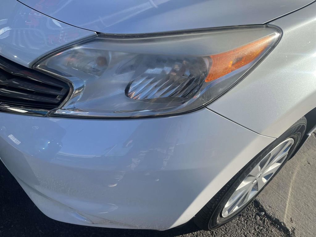 Used 2015 Nissan Versa Note SV image 9