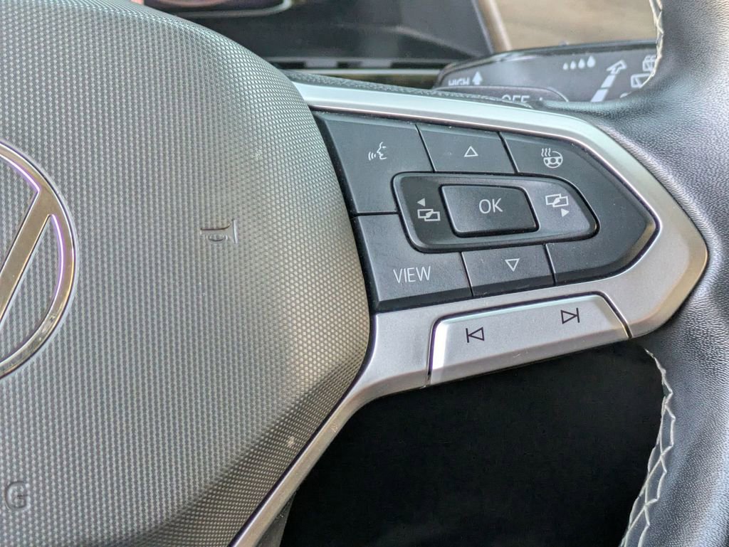 Used 2024 Volkswagen Atlas SE image 21