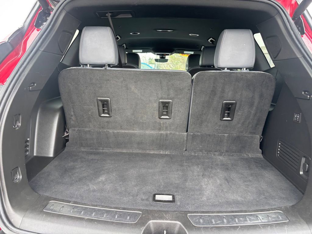 Used 2024 Buick Enclave Premium image 29