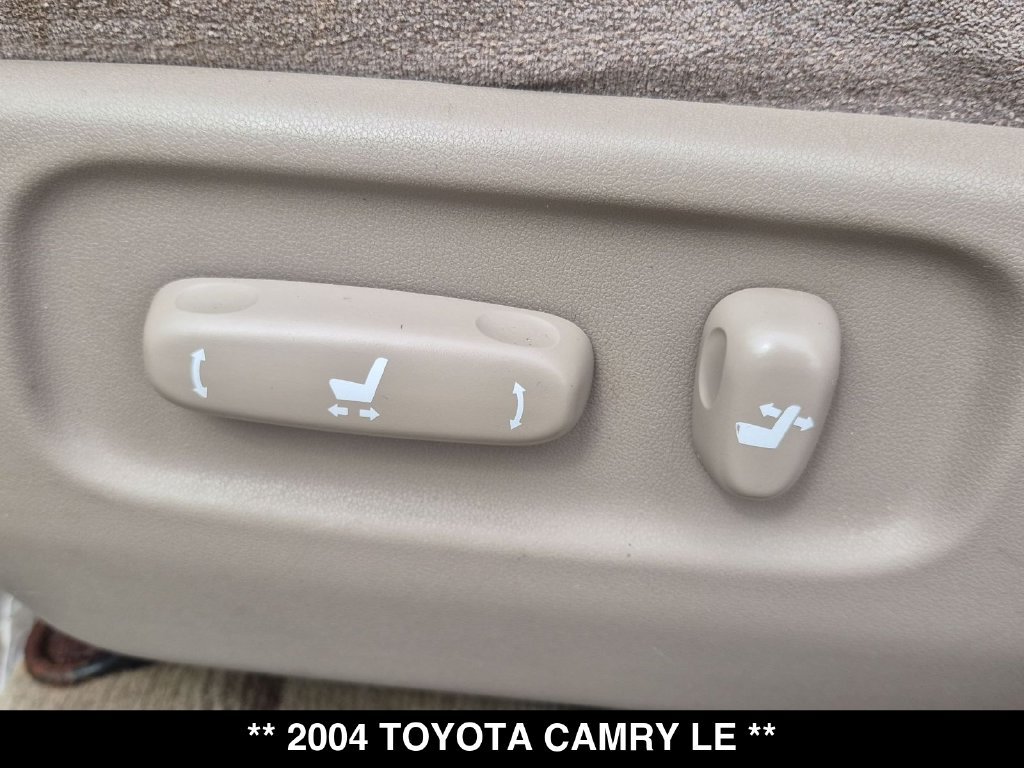 Used 2004 Toyota Camry LE w/ Limited Edition Pkg FWD image 15