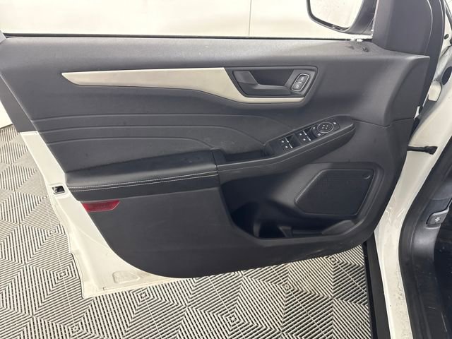 Used 2022 Ford Escape SE w/ Convenience Package image 18