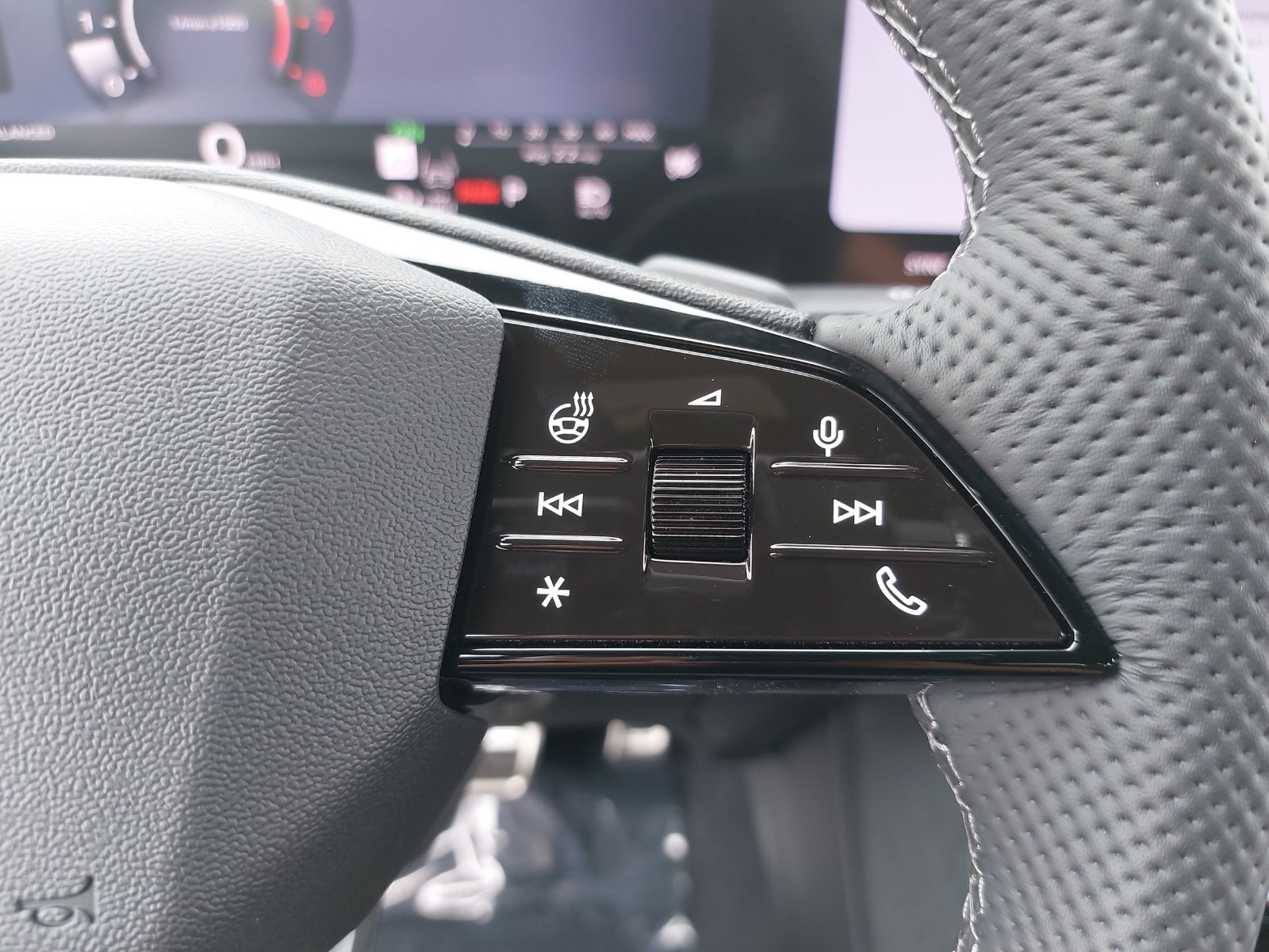 New 2026 Audi SQ5 Premium Plus AWD/4WD image 18