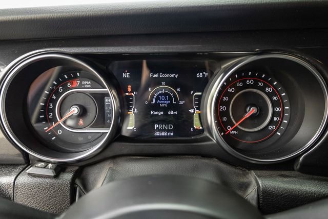 Used 2021 Jeep Wrangler Unlimited Rubicon w/ Xtreme Recon 35" Tire Package image 11