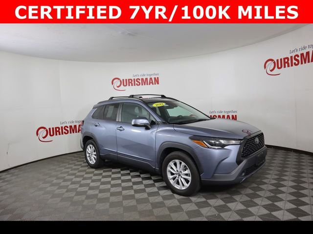 Used 2022 Toyota Corolla Cross LE AWD/4WD image 14
