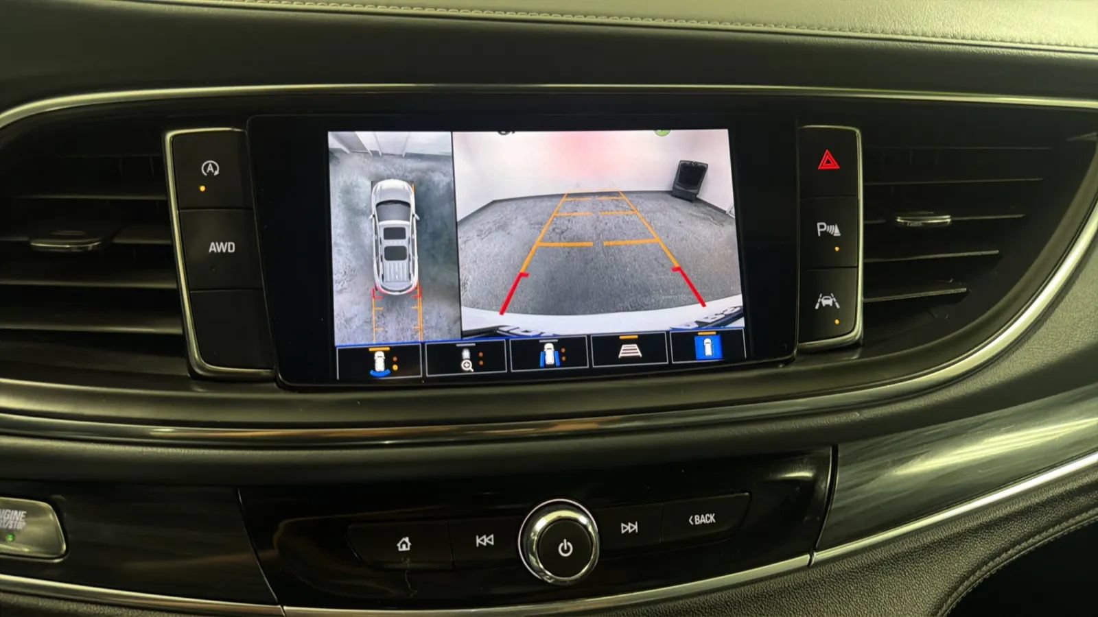 Used 2022 Buick Enclave Premium AWD/4WD image 14