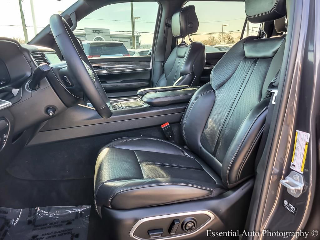 Used 2022 Jeep Wagoneer Series II image 8