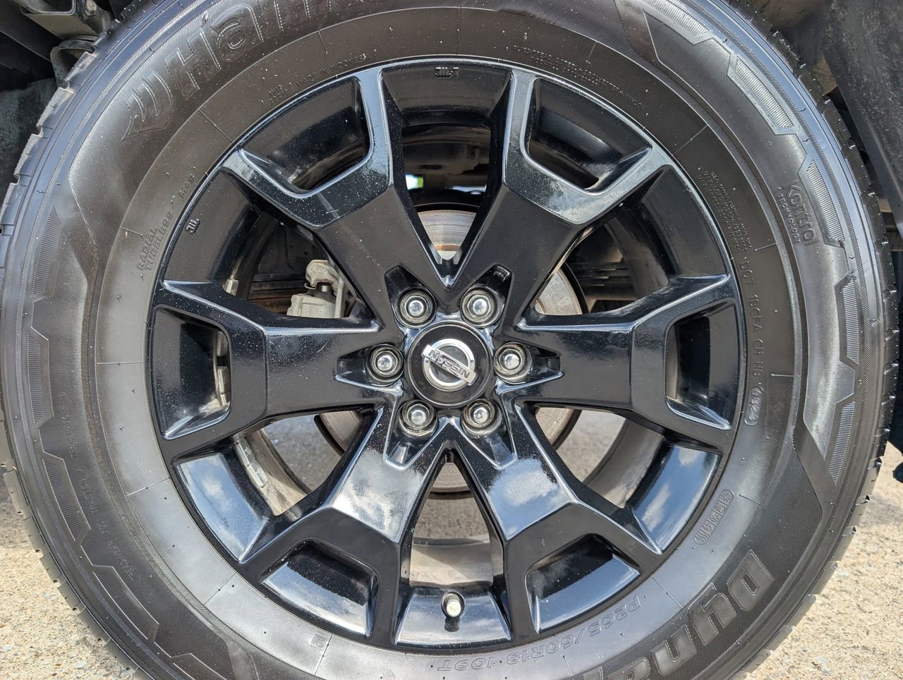 Certified 2020 Nissan Frontier SV w/ Midnight Edition Floor Mats RWD image 7