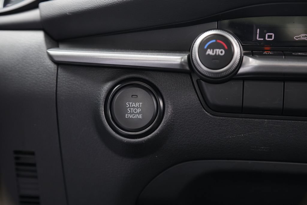 Used 2024 MAZDA MAZDA3 s FWD image 21