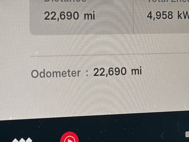 Used 2023 Tesla Model 3 Standard Range image 29