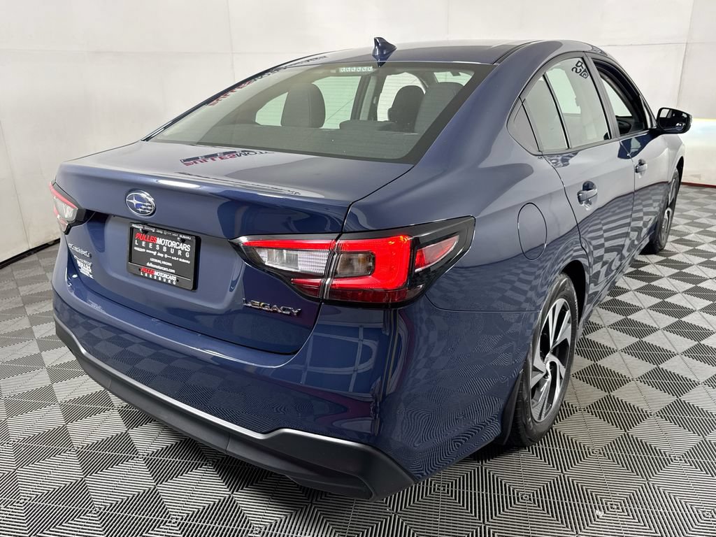 Used 2025 Subaru Legacy Premium AWD/4WD image 7