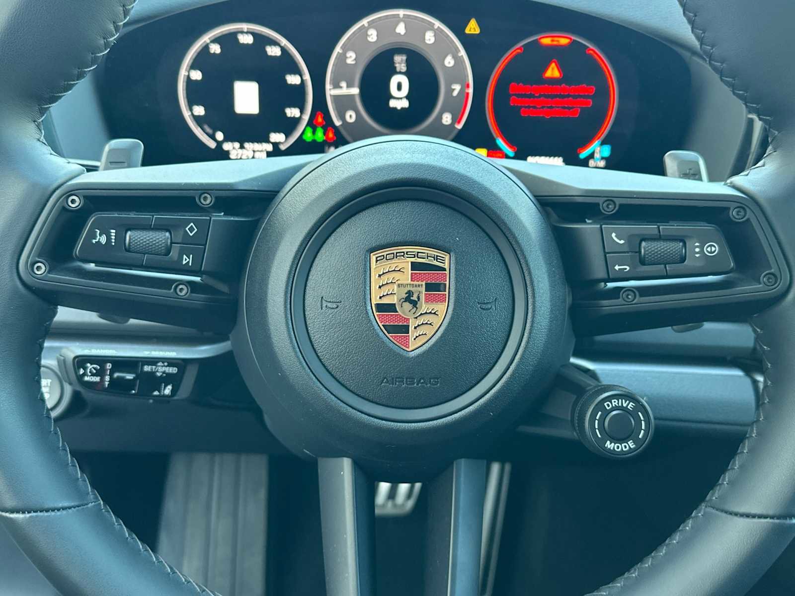 Used 2025 Porsche Panamera 4 RWD image 24