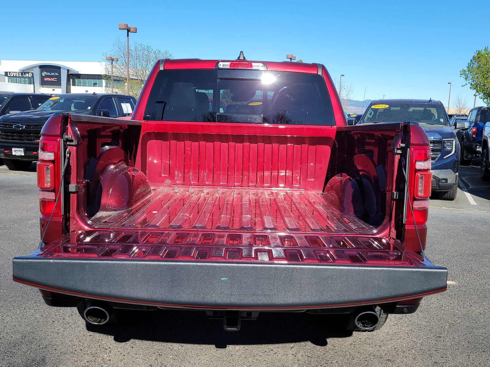 Used 2023 RAM 1500 Laramie image 12