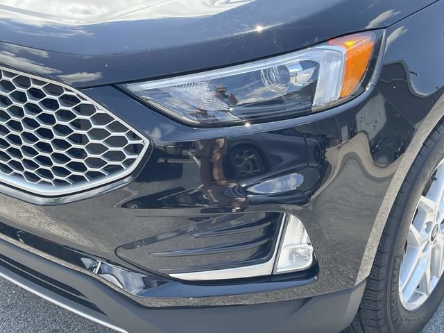 Used 2024 Ford Edge SEL w/ Convenience Package AWD/4WD image 11