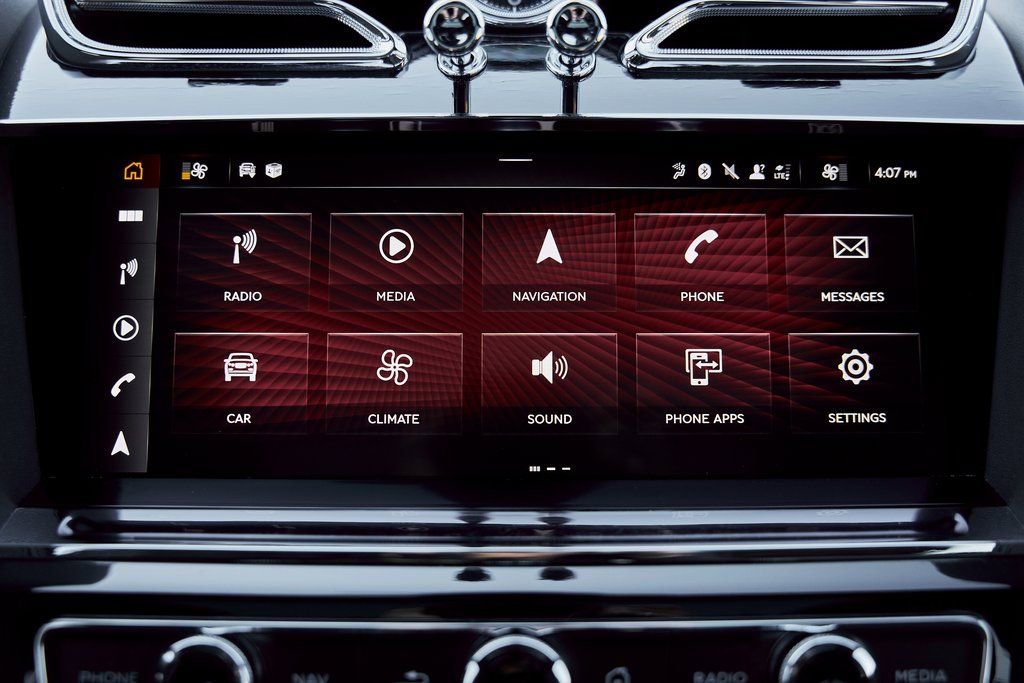 Used 2022 Bentley Bentayga image 72