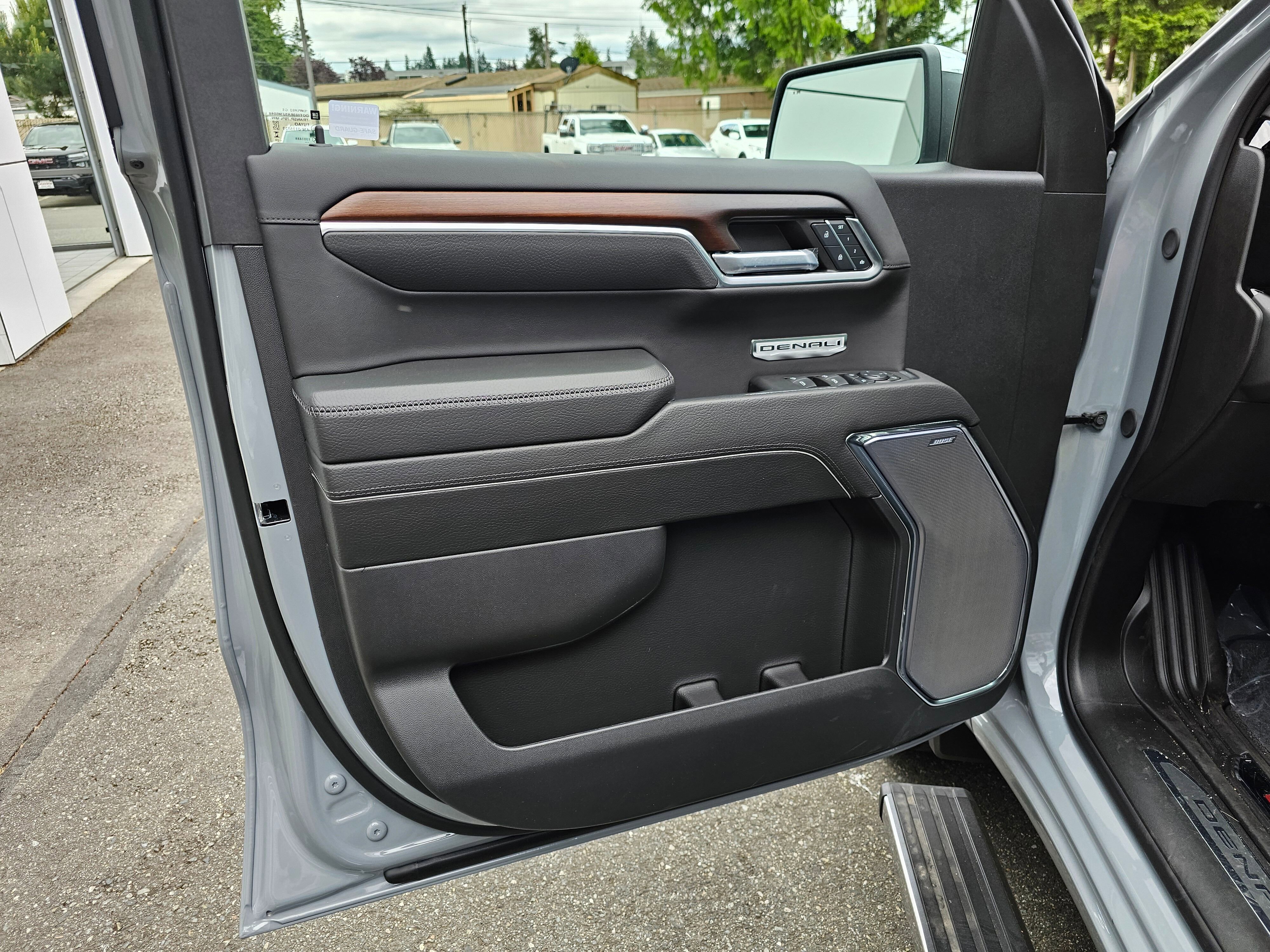 New 2024 GMC Sierra 1500 Denali AWD/4WD image 23