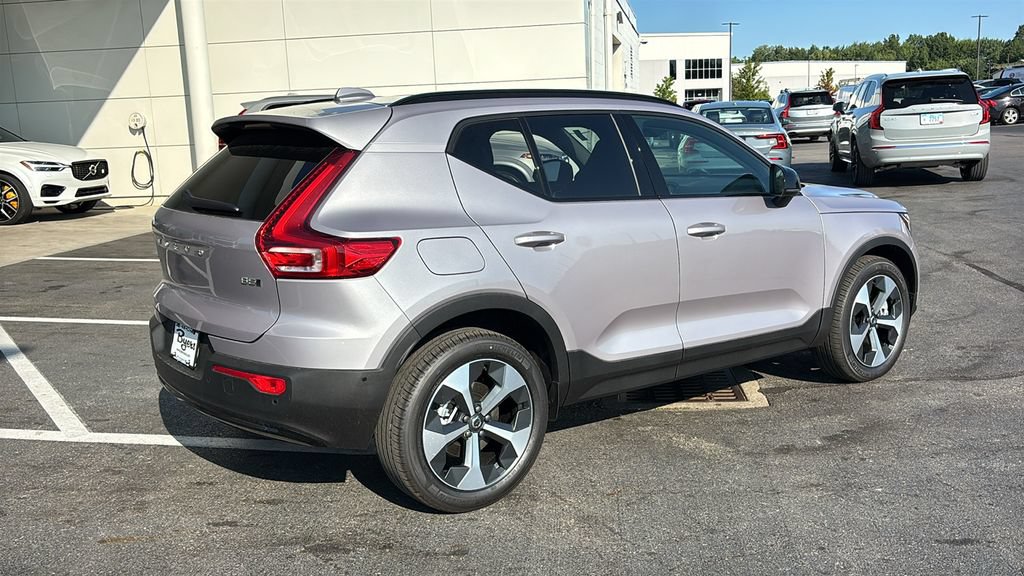 New 2026 Volvo XC40 B5 Plus w/ Protection Package Premier AWD/4WD image 30