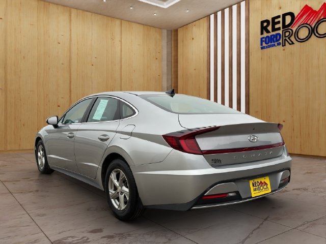 Used 2022 Hyundai Sonata SE FWD image 4