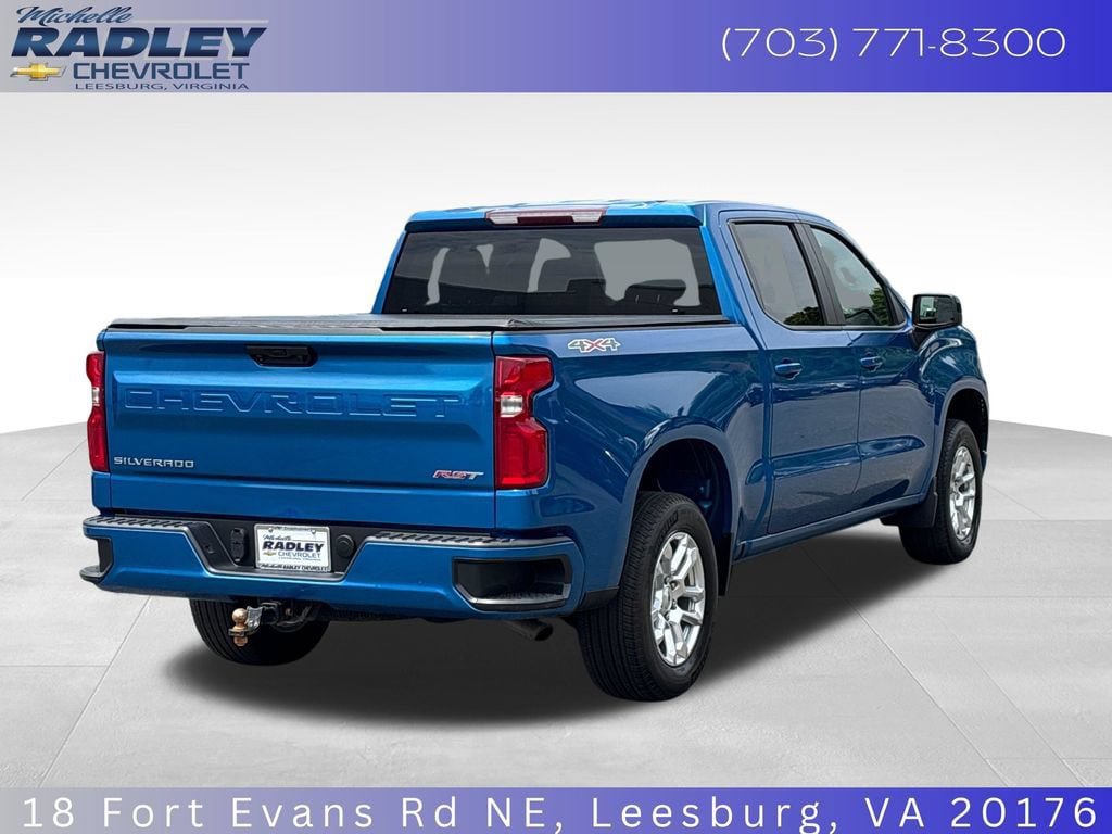 Used 2023 Chevrolet Silverado 1500 RST AWD/4WD image 6