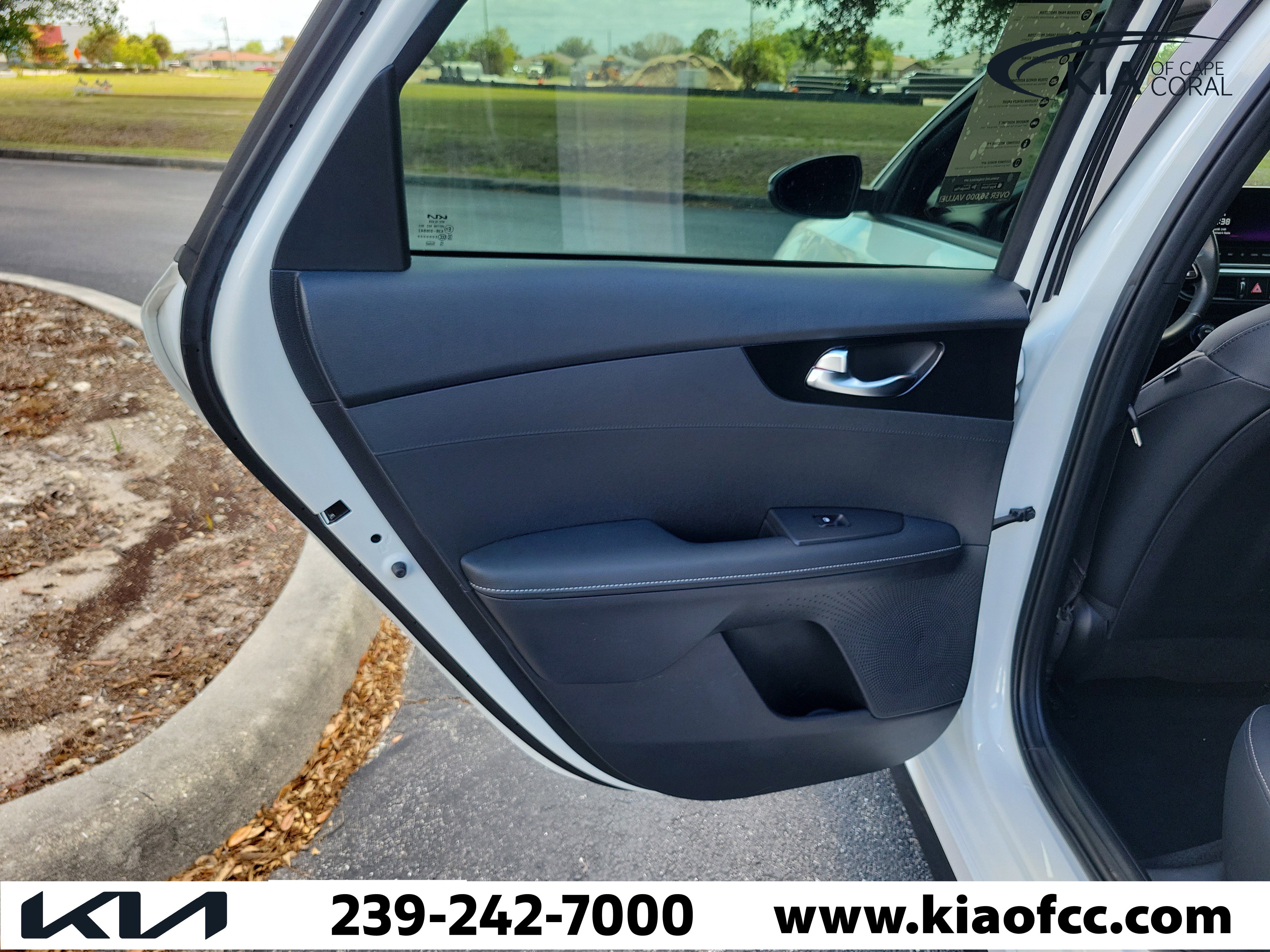 Used 2024 Kia Forte GT-Line image 13