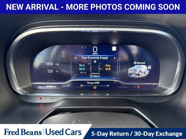 Used 2022 Chevrolet Suburban LT w/ LT Signature Package image 16