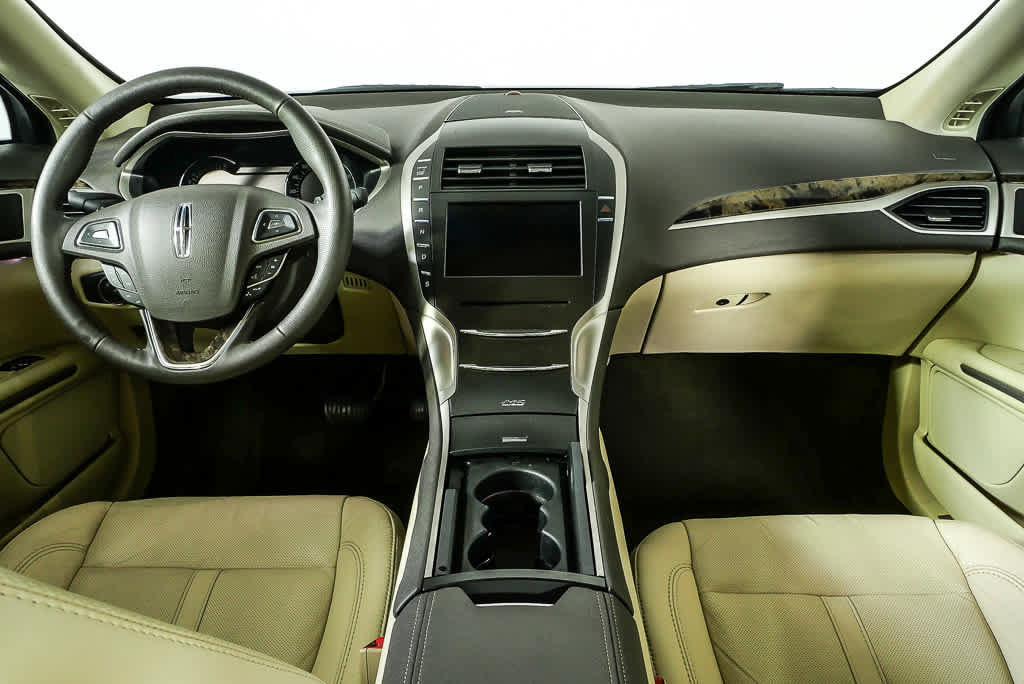Used 2013 Lincoln MKZ FWD image 25
