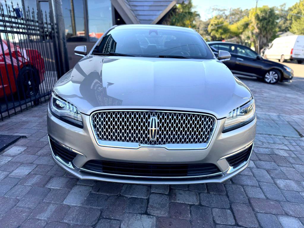 Used 2019 Lincoln MKZ Premiere FWD image 3