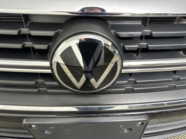 Used 2023 Volkswagen Jetta SE image 9