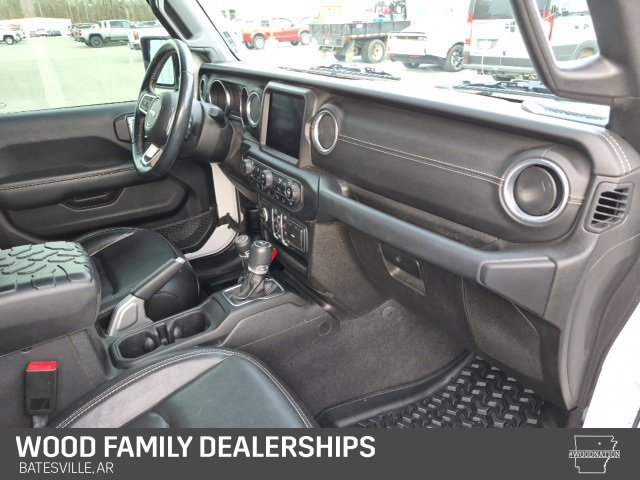 Used 2019 Jeep Wrangler Unlimited Sahara image 34