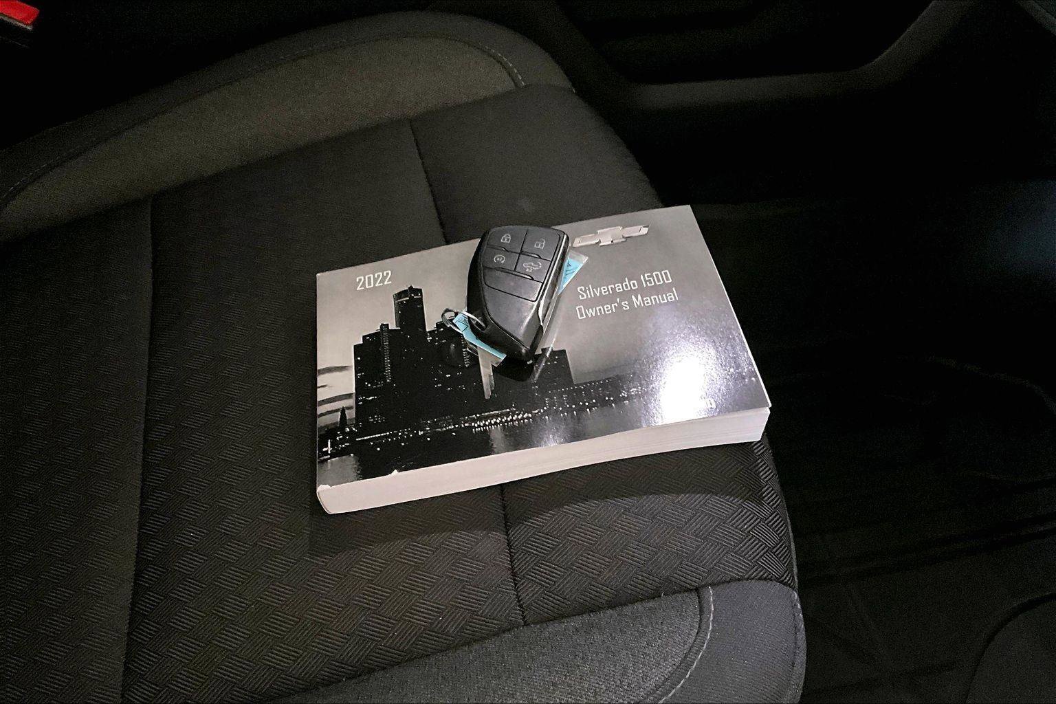 Used 2022 Chevrolet Silverado 1500 LT w/ Protection Package image 13