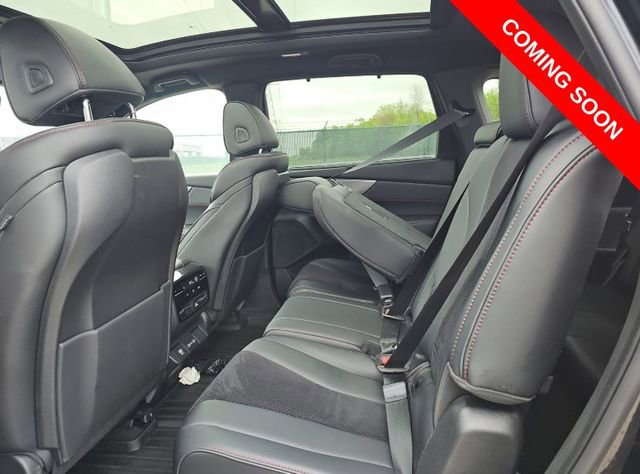 Used 2022 Acura MDX A-Spec image 8