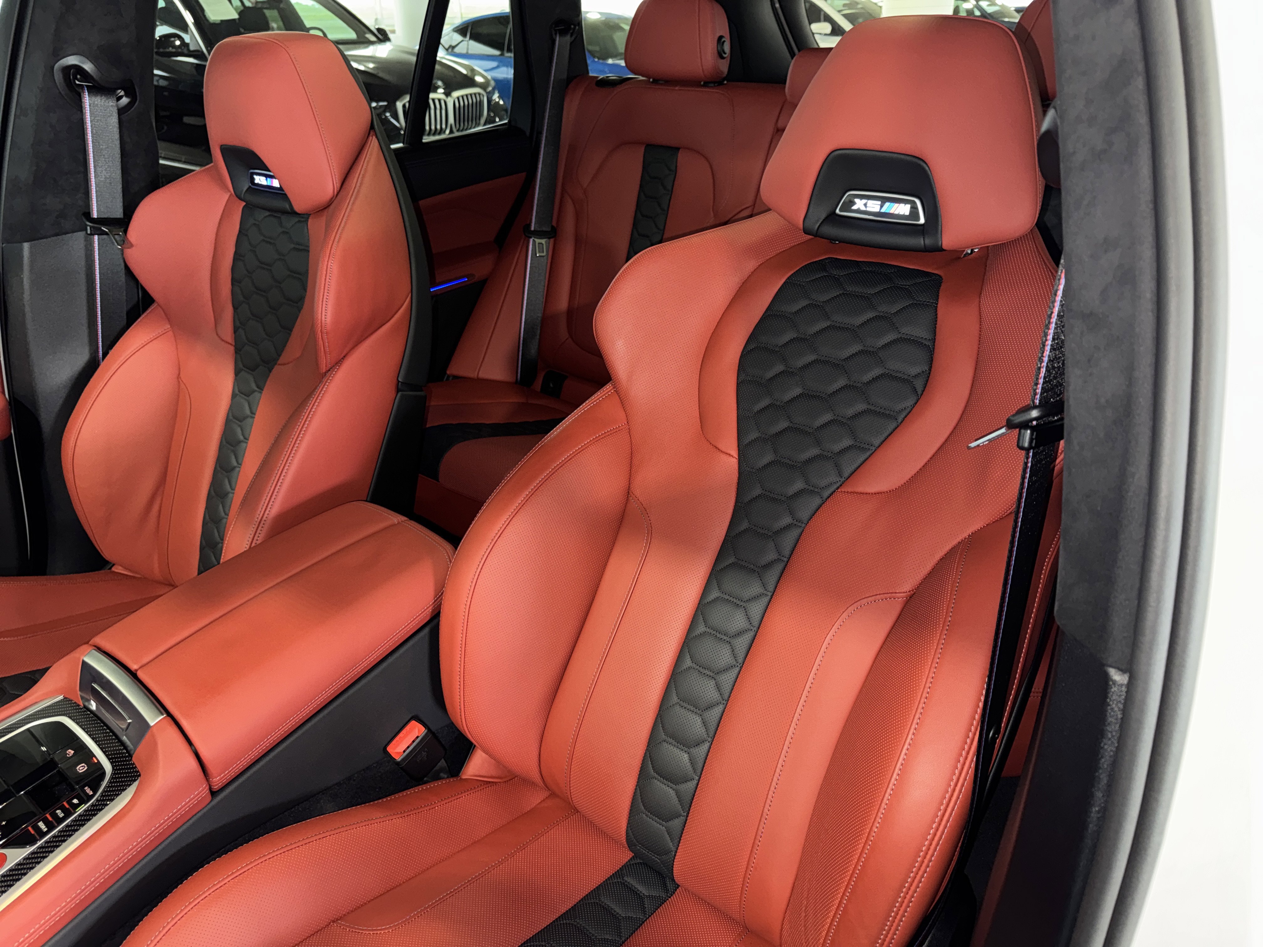 Used 2026 BMW X5 M Competition w/ Executive Package image 33