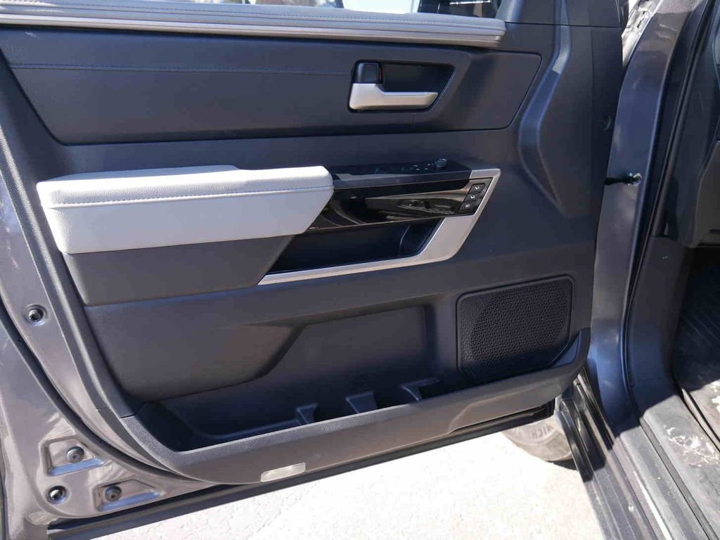 Used 2022 Toyota Tundra Limited image 25
